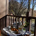 Hani Zisi Hotel 2*