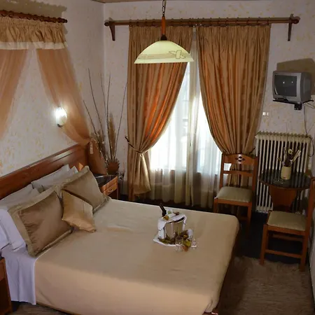Hani Zisi Hotel