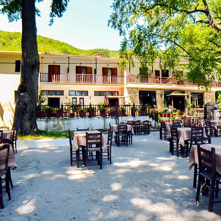 Hani Zisi Hotel 2*