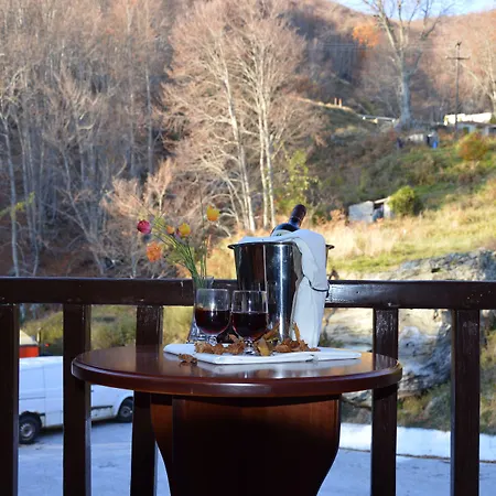 Hani Zisi 2* 카니아