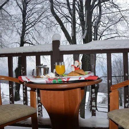 Hotel Hani Zisi 2*