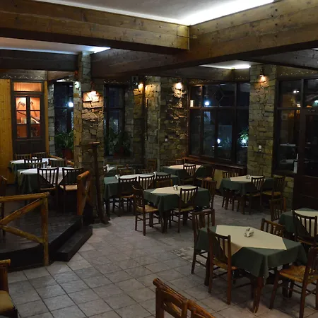 Hani Zisi 2* Chania (Thessaly)