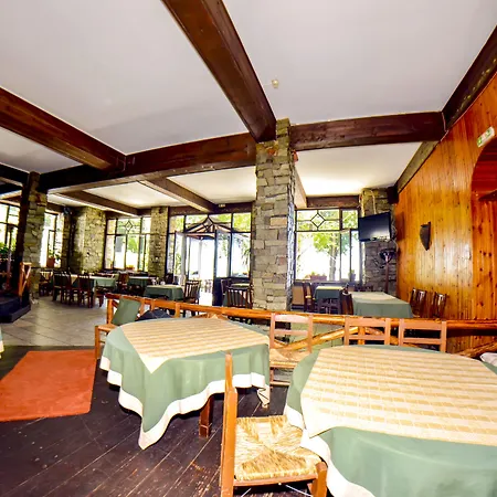 Hani Zisi Hotel
