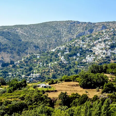 Hani Zisi 2* Chania (Thessaly)