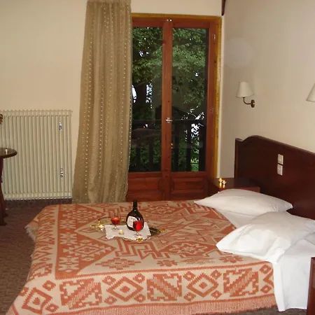 Hani Zisi Hotel 2*