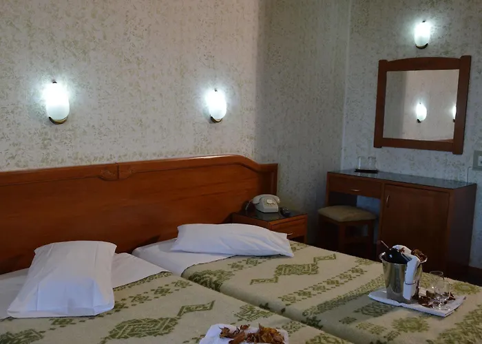 Hani Zisi 2* Chania (Thessaly)